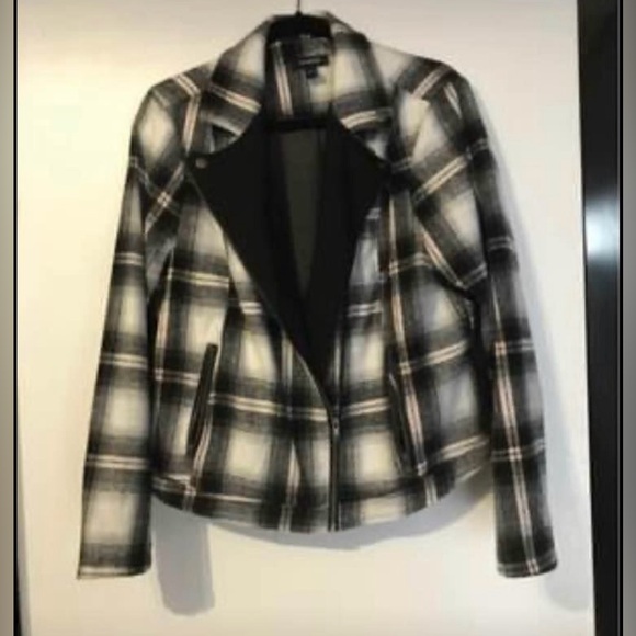 Torrid plaid Moto jacket - Picture 4 of 5